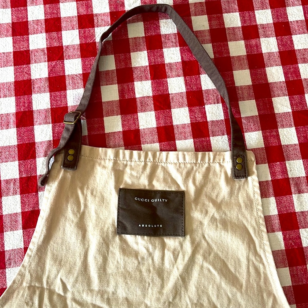 Gucci apron